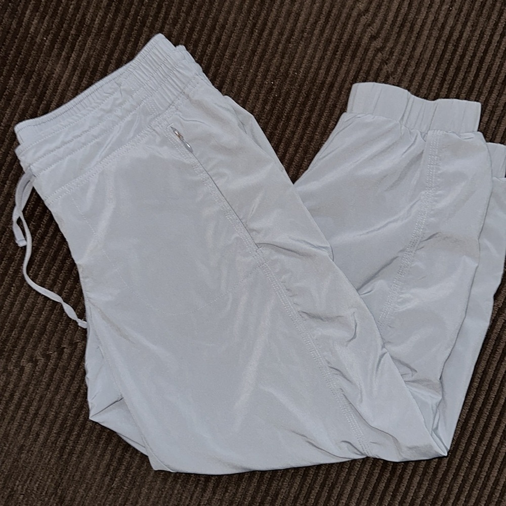 Athleta Gray Ladies Jogger Sweatpants Relaxed Fit Size 8